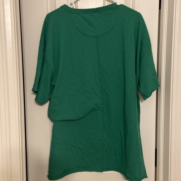 American Eagle Oversized Tee - Picture 2 of 6
